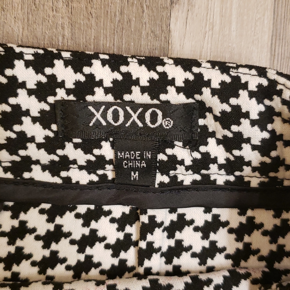 XOXO skirt - Picture 4 of 10